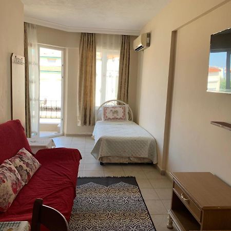 Cizmeci Apart Hotel Çeşme Exterior photo